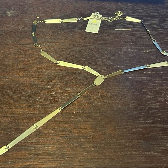 Kendra Scott • Gail Necklace • Gold Tone - Picture 2 of 2